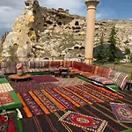 Atax Cave House Готель типу 