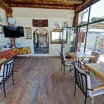 Atax Cave House 住宿加早餐酒店