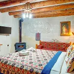 Atax Cave House Готель типу 