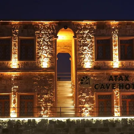 Couette-café Atax Cave House