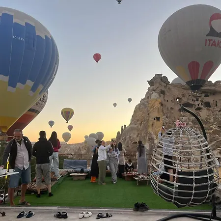 Bed and Breakfast Atax Cave House