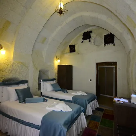 Atax Cave House Couette-café