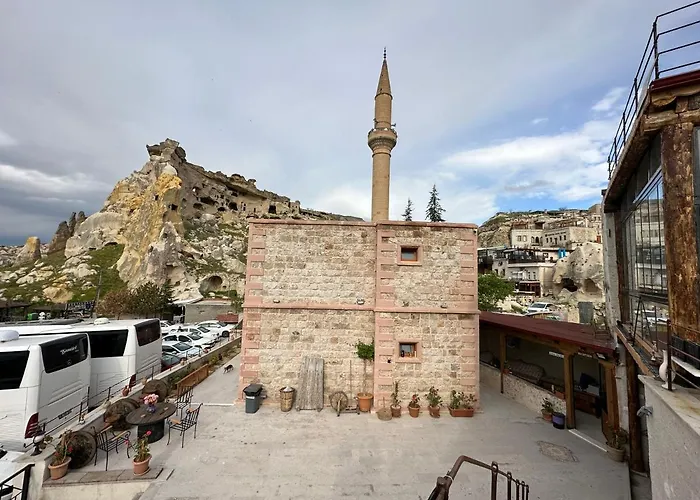 Bed and breakfast Atax Cave House