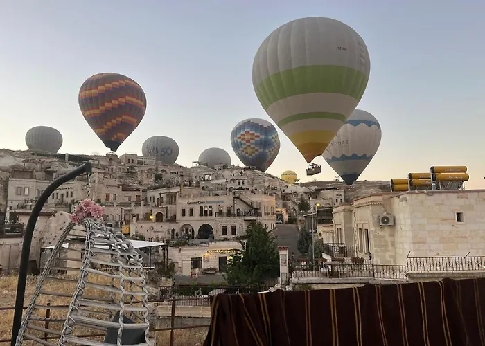Bed and breakfast Atax Cave House *
