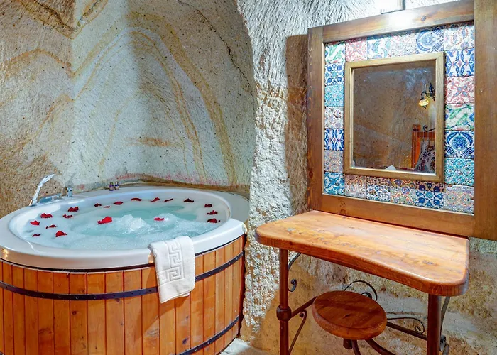 Atax Cave House Bed and breakfast *