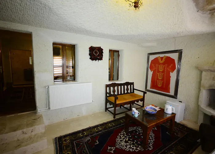 Bed and breakfast Atax Cave House